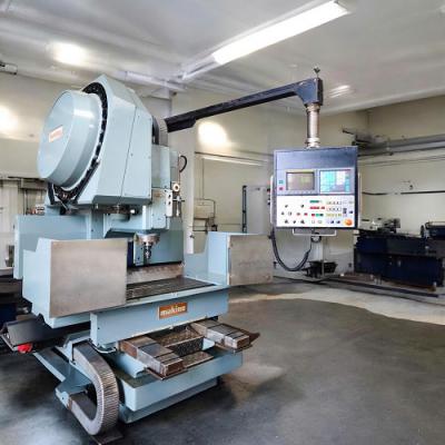 MÁY PHAY CNC KIM LOẠI: MAKINO FNC74-A30