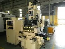 Máy mài CNC 11